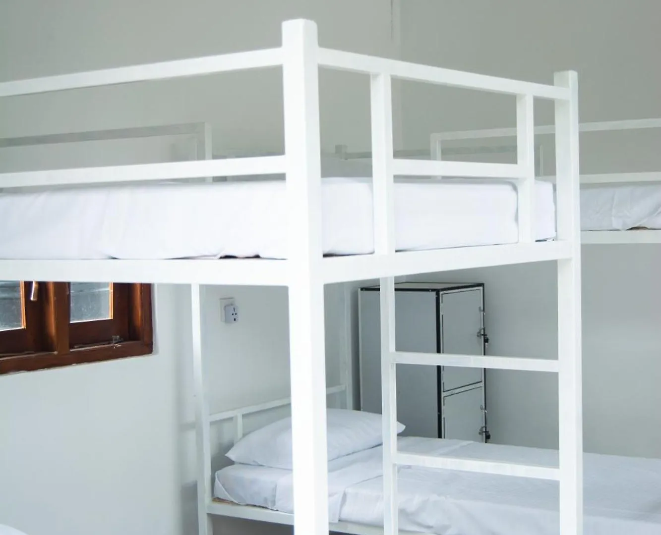 Diamond Shine Hostal And Bunk Beds كاندي